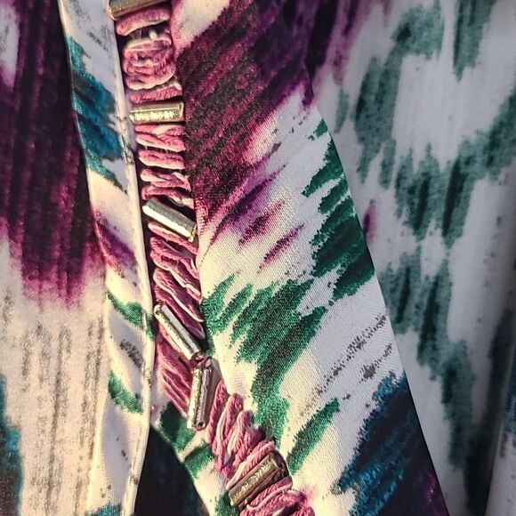 Jones New York Purple, Green & White Print Top, Decorative Neckline, Size 1X - Picture 10 of 10